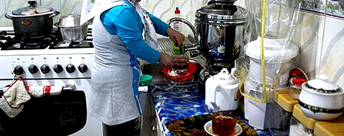شرایط دریافت اجرت‌المثل در صورت طلاق از طرف زن