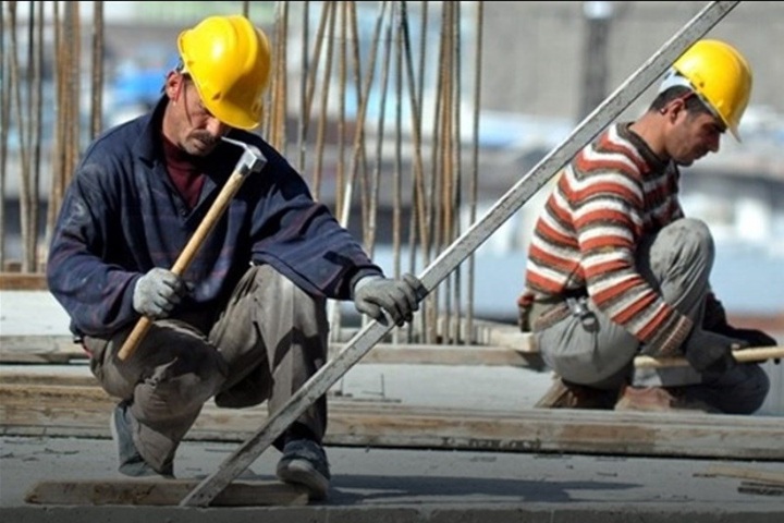 تعطیلات کارگران طبق قانون کار؛ روزهای مجاز، حقوق، اضافه‌کاری